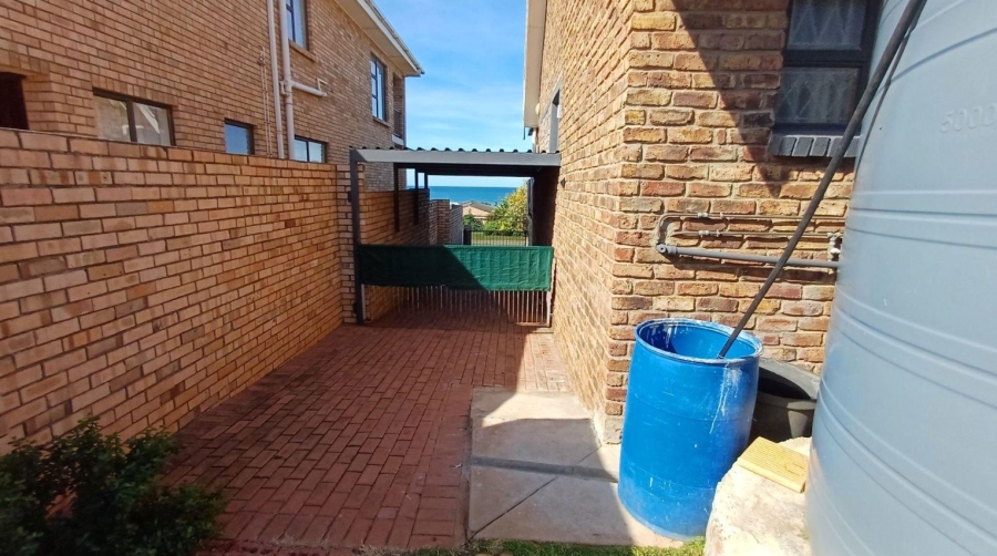 To Let 1 Bedroom Property for Rent in Noorsekloof Eastern Cape
